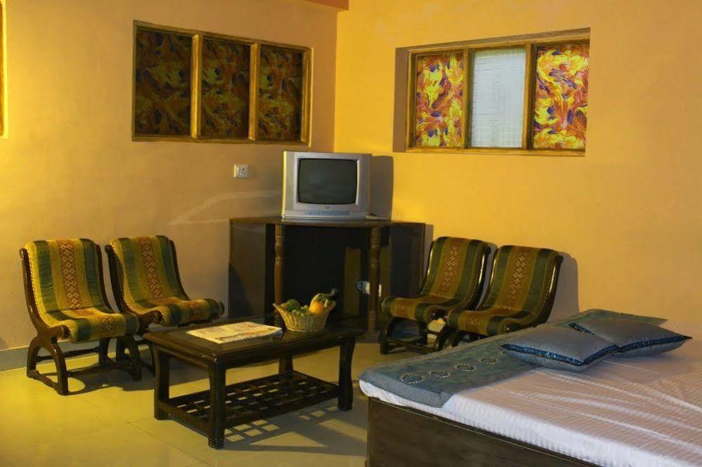 Hotel Hill Queen Mussoorie Exterior foto